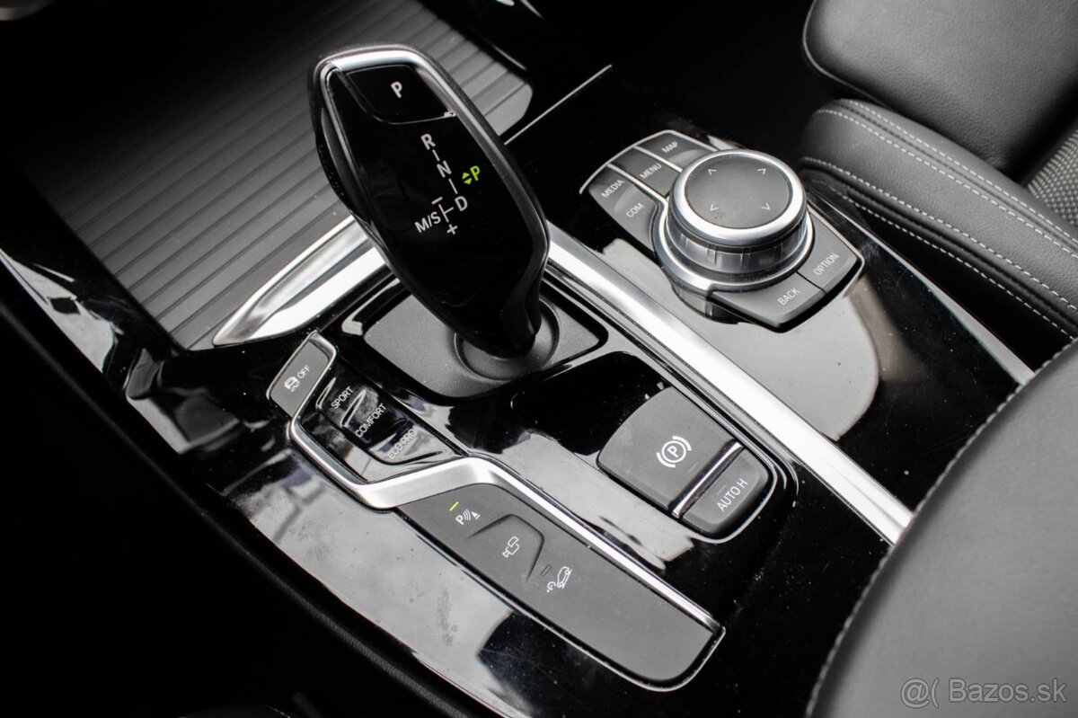 BMW X3 xDrive20i A/T, odpočet DPH - 18