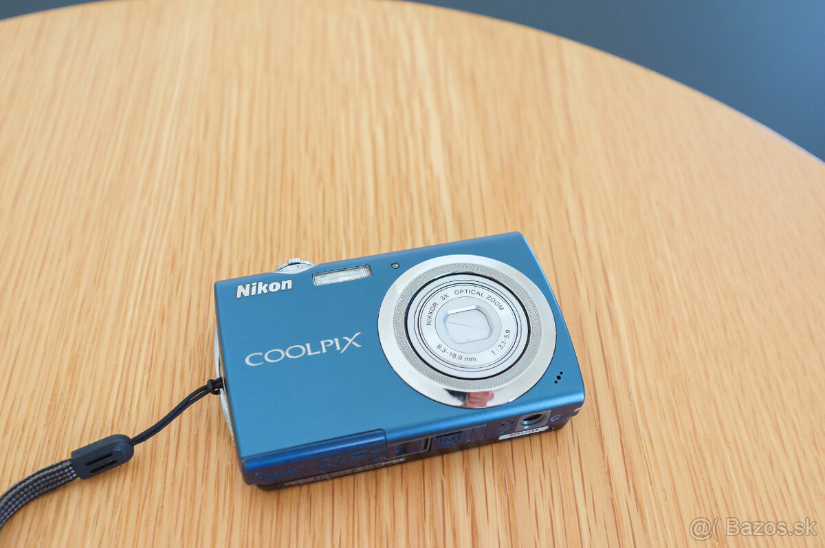 Nikon Coolpix S230 - 18