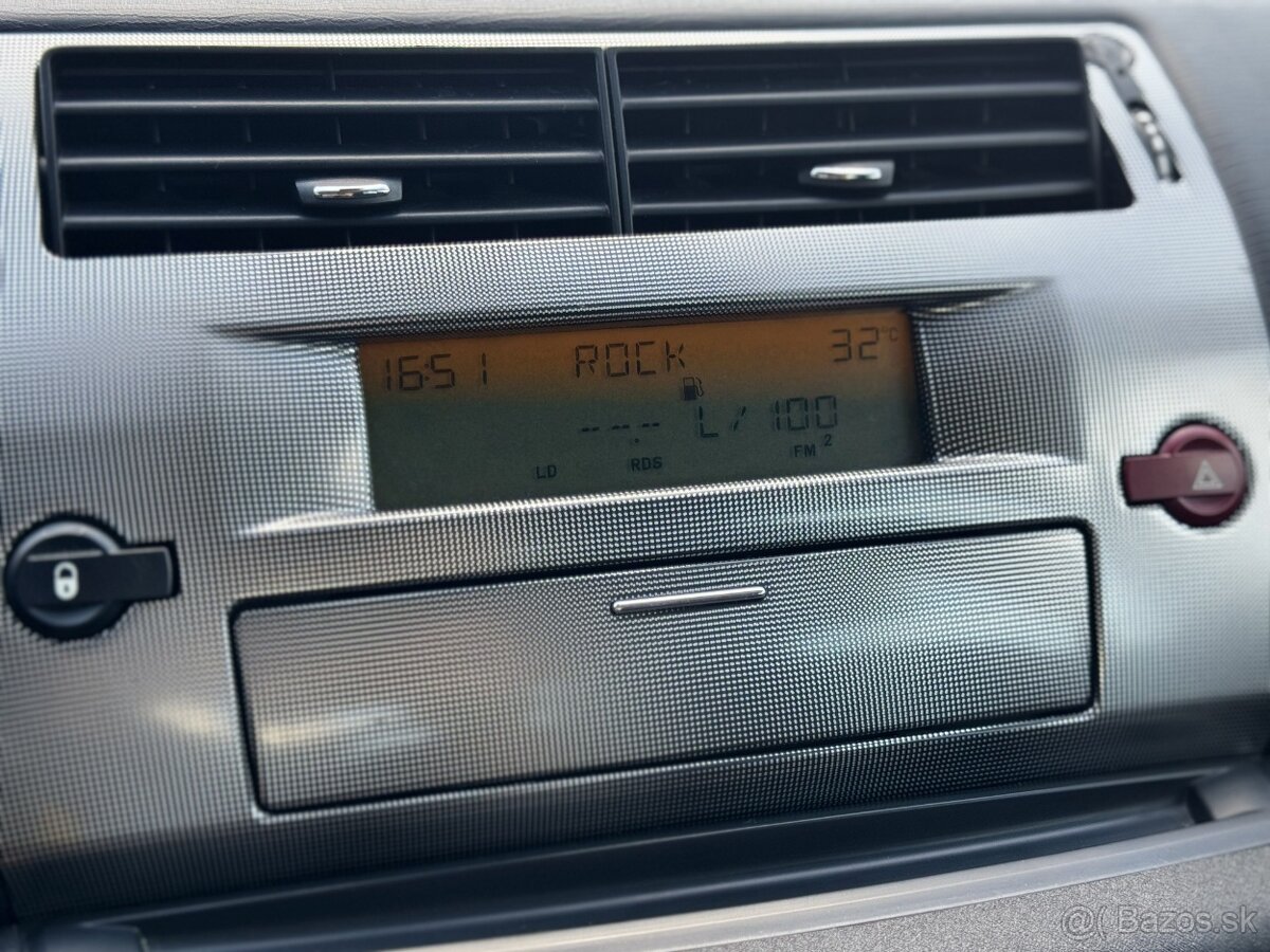Citroën C4 1.6i 16V Image - 18