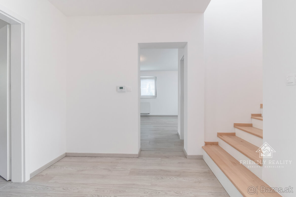 EXKLUZÍVNE NA PREDAJ KOMFORTNÝ 5-IZBOVÝ RODINNÝ DOM V MODRE - 18