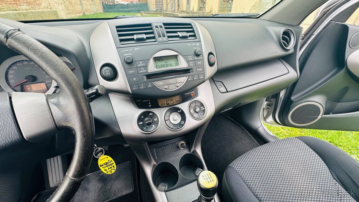 Toyota RAV4 4x4 - 18