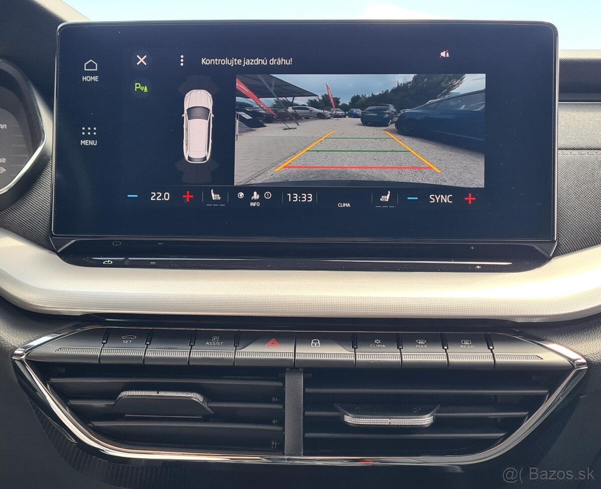 ŠKODA OCTAVIA COMBI 1.5 TSI STYLE - 18