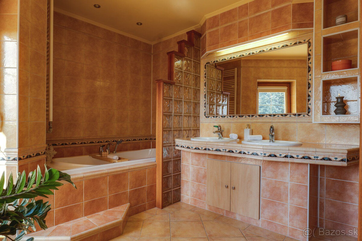 Rodinná vila s rozsiahlym pozemkom | Nižná Myšľa - 18