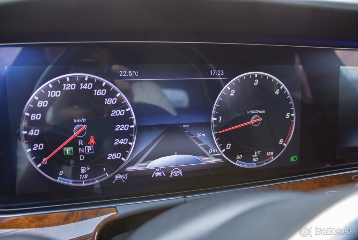 Mercedes-Benz E400d 4MATIC Avantgarde - 18