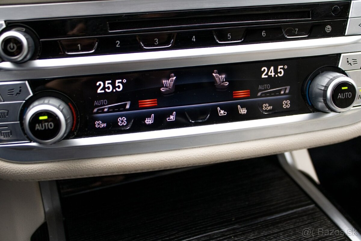 BMW Rad 7 730d xDrive A/T 2018 - 18