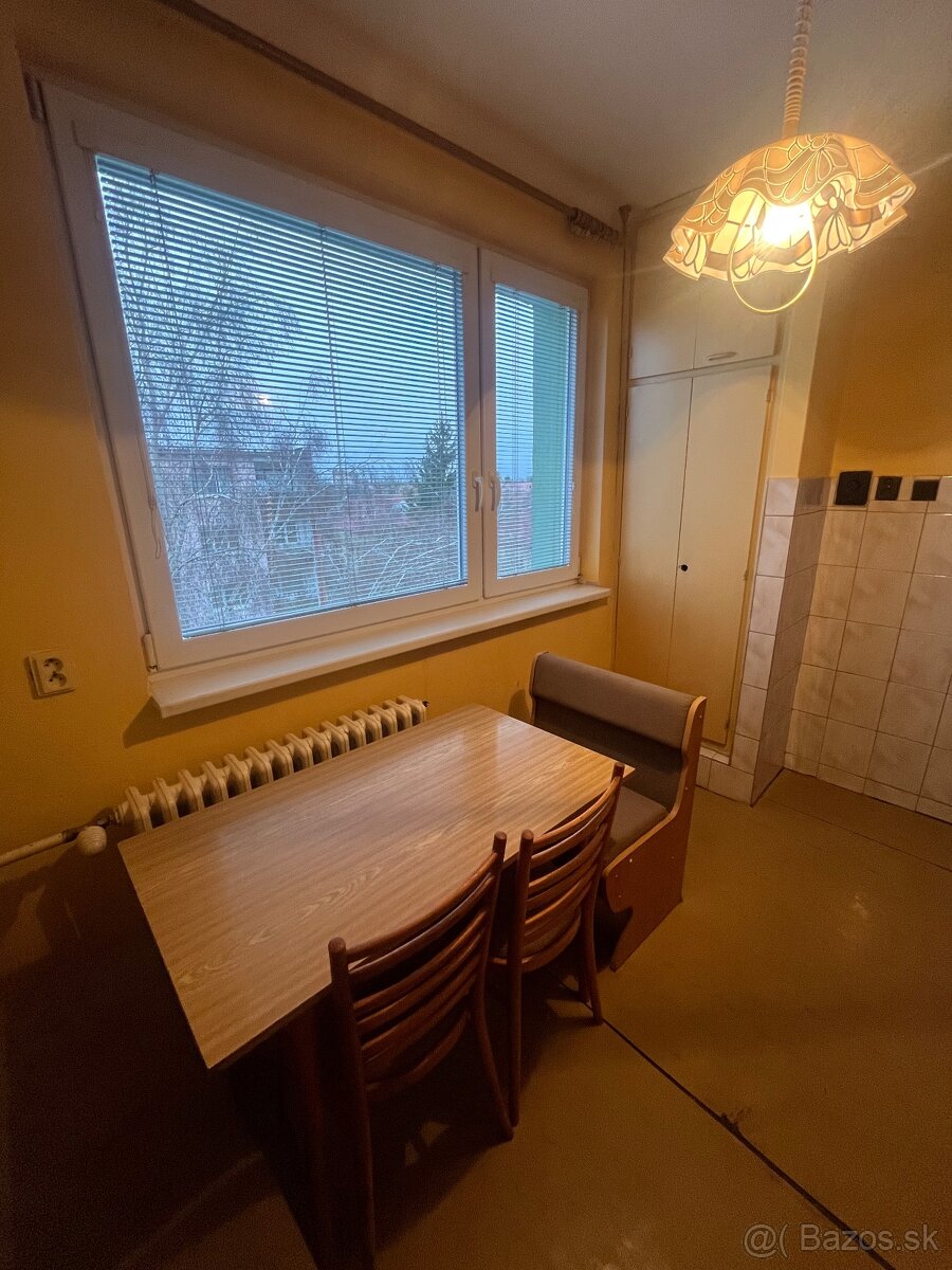 2izbovy byt v Šuranoch - 18