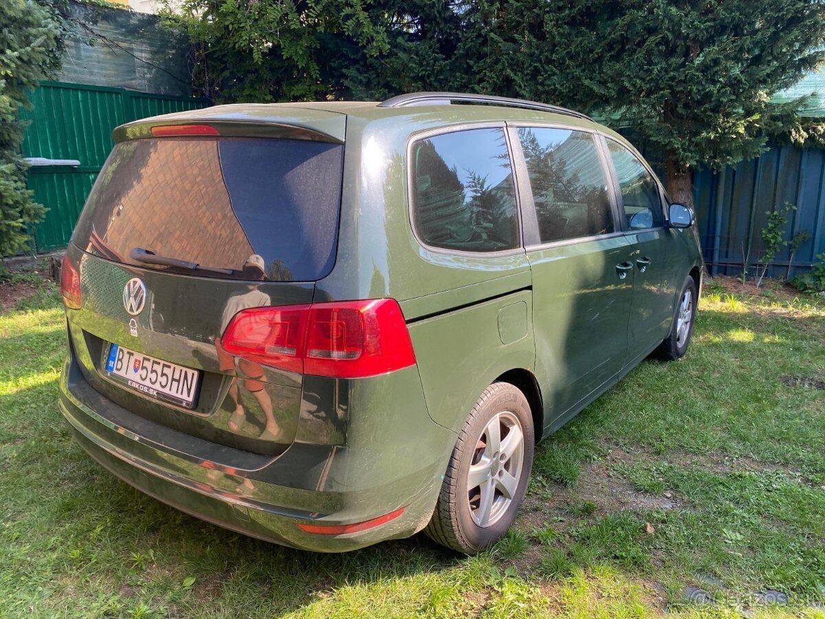 VW Sharan 2,0 tdi - 18