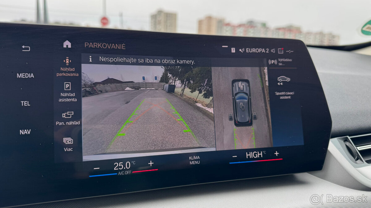 BMW iX1 30 xDrive - 18