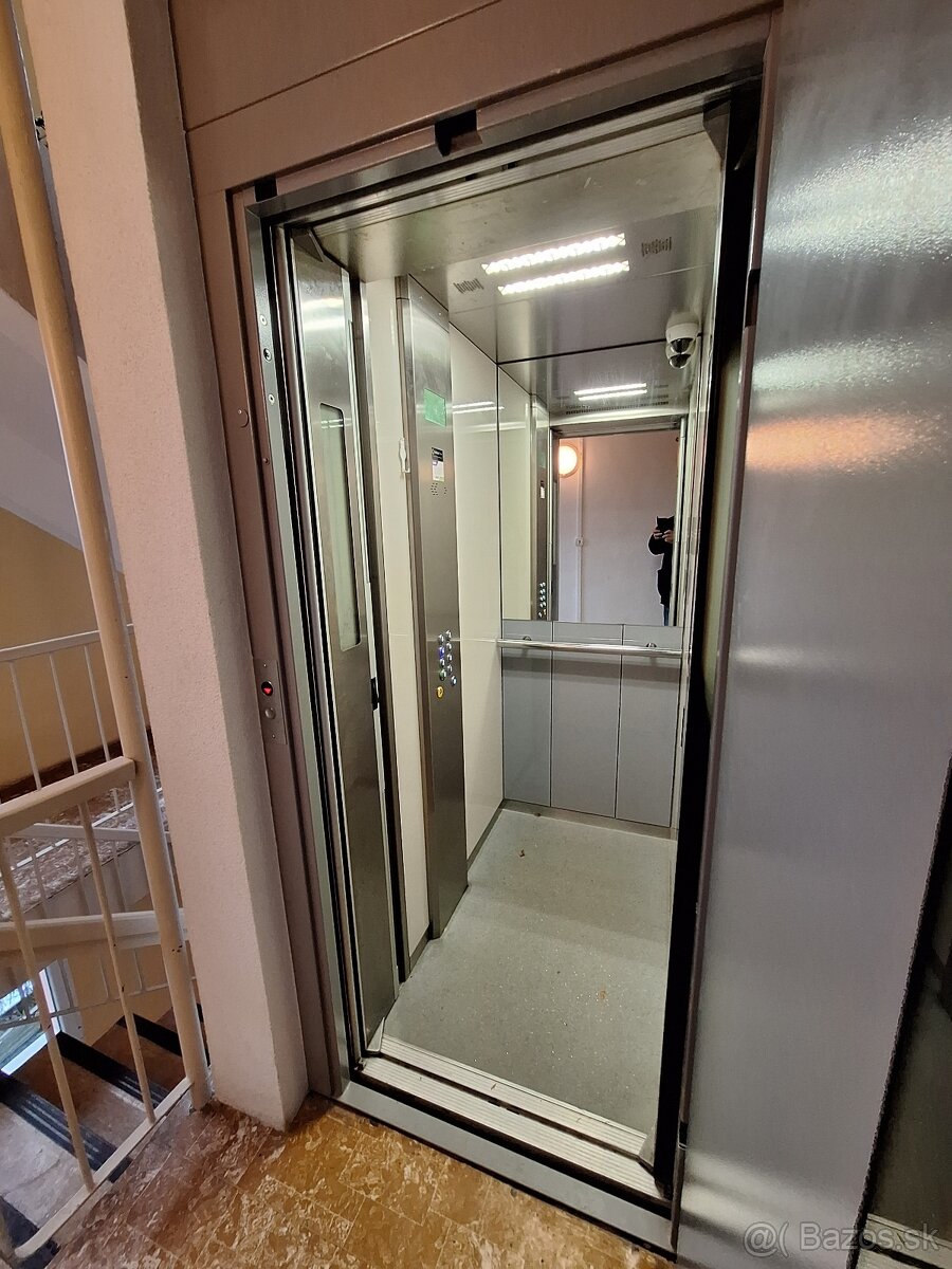 TERASA - Prenájom 3 izb byt, Lesnícka, 68 m2, 4/7p, výťah - 18