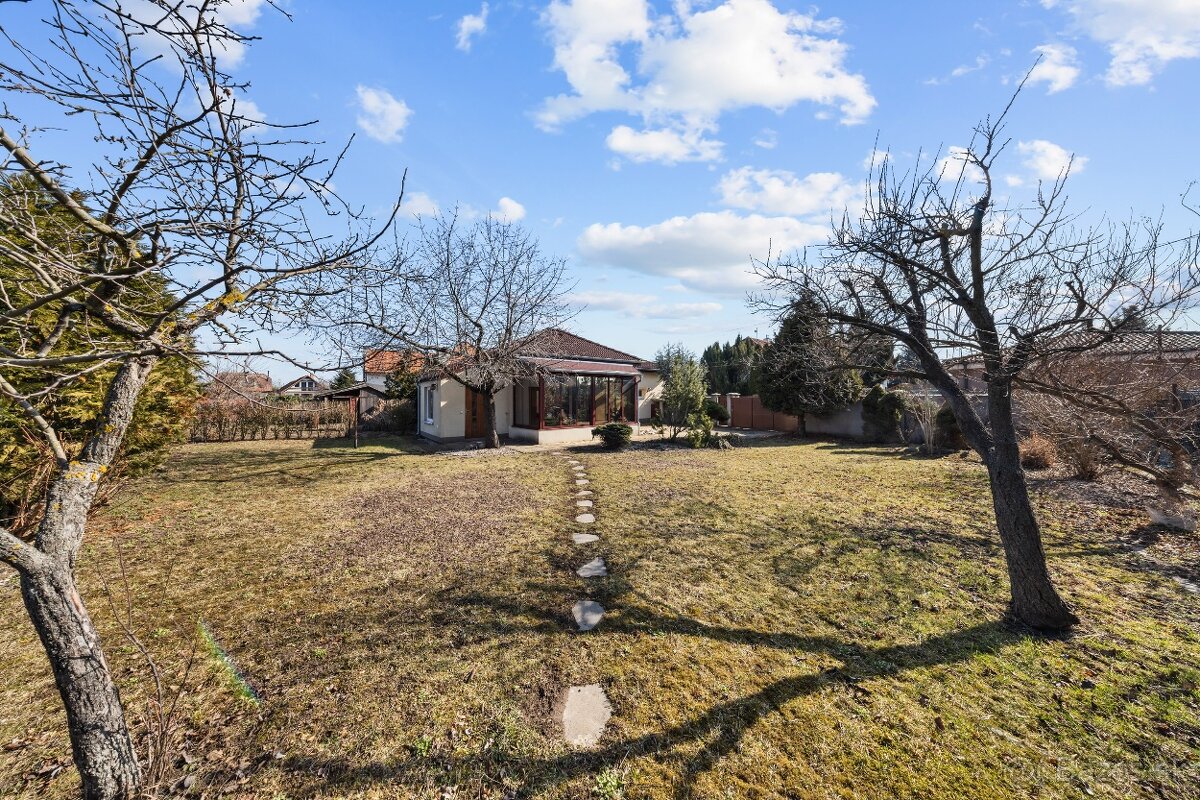 4-IZBOVÝ RODINNÝ DOM S GARÁŽOU, ZIMNOU ZÁHRADOU A PIVNICOU - 18