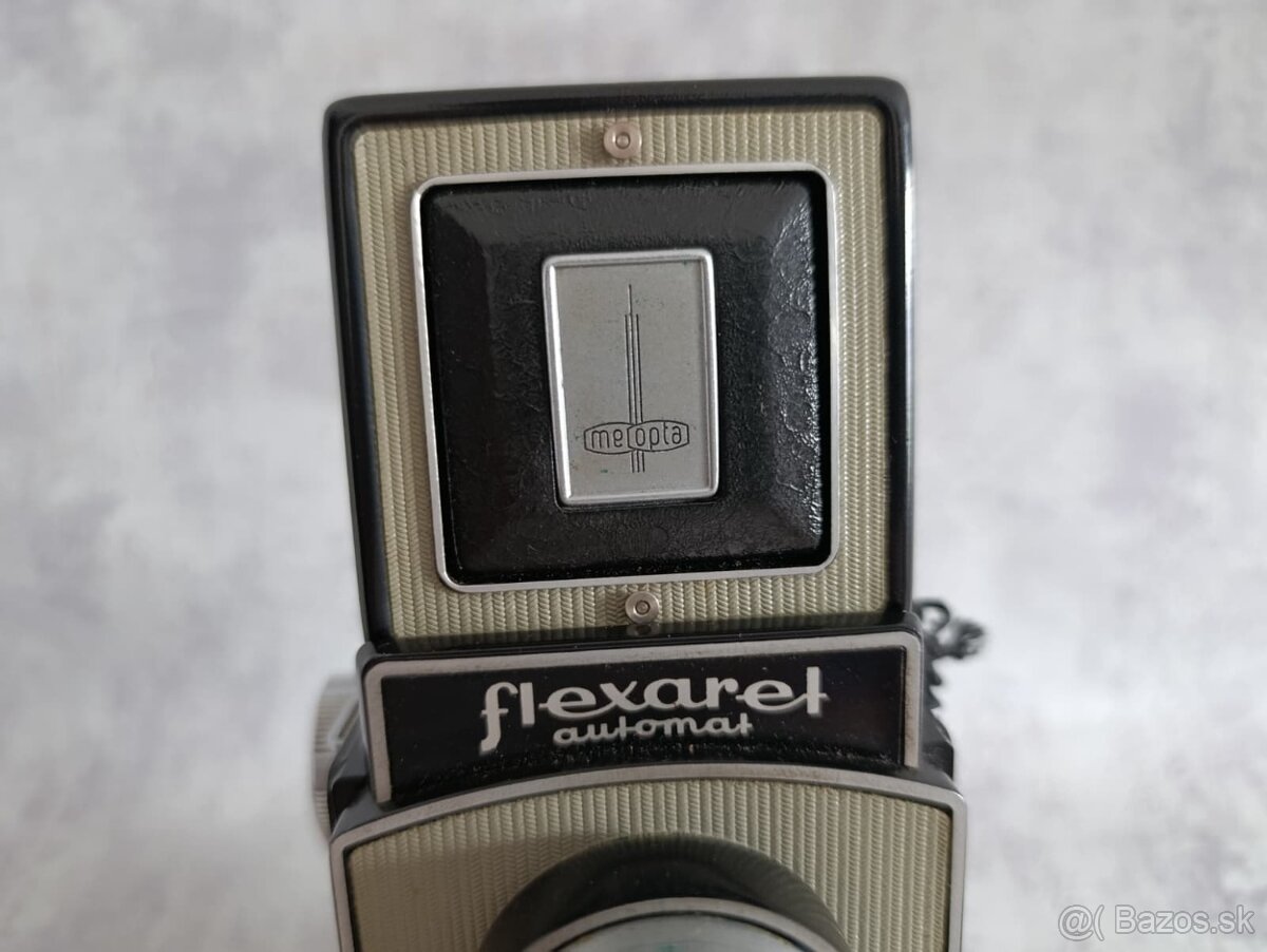 Starý československý fotoaparát Flexaret VII s krabici a pou - 18