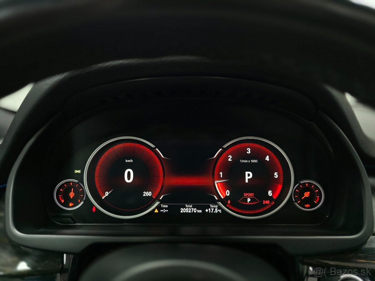 BMW X5 M-Packet xDrive 30d A/T, 190kW - 18