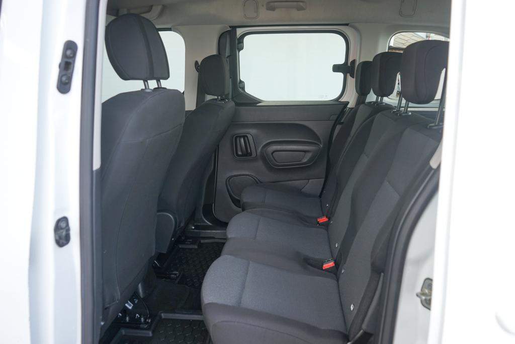 25-PEUGEOT Rifter,2021,nafta,1.5BlueHDI Active Pack,75kW - 18