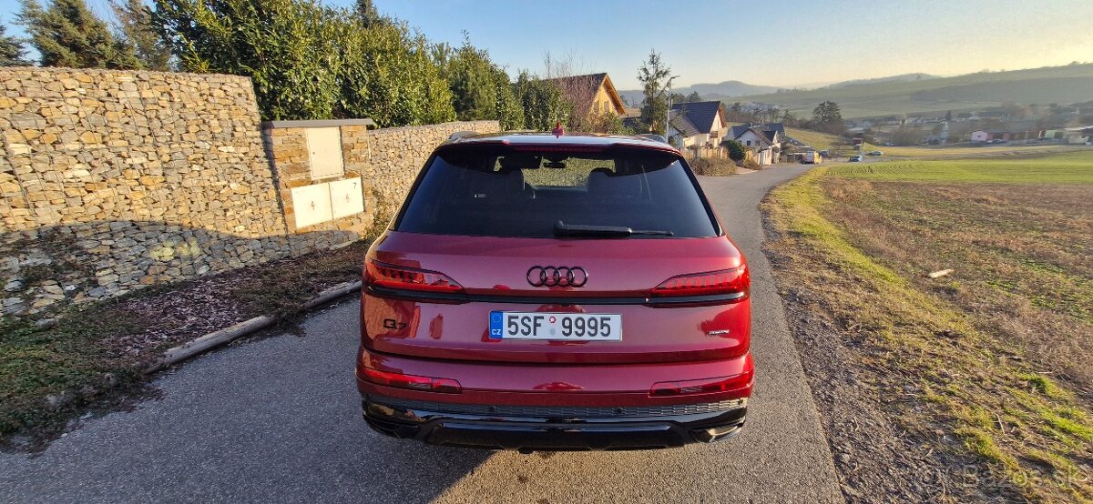 PRODÁM AUDI Q7 3.0TDI 210KW - 18