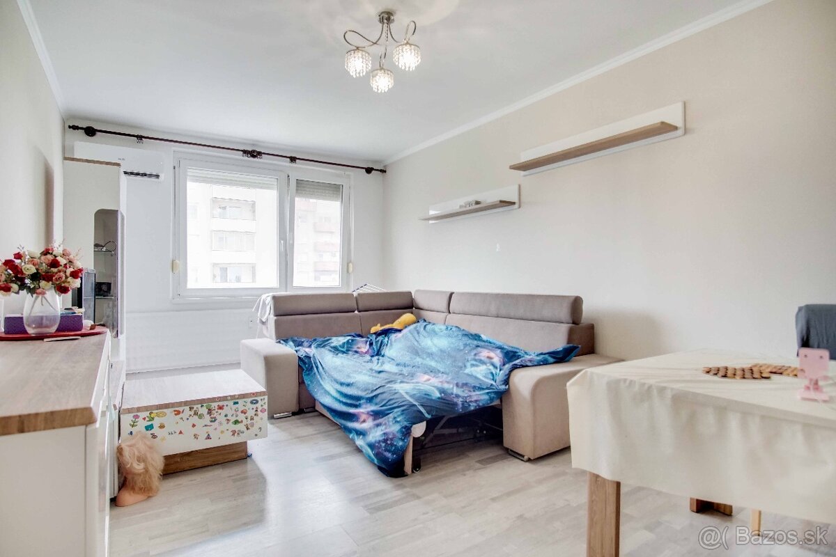 Kompletne prerobený veľký 2-izbový byt na ul. Nábrežná, Nové - 18