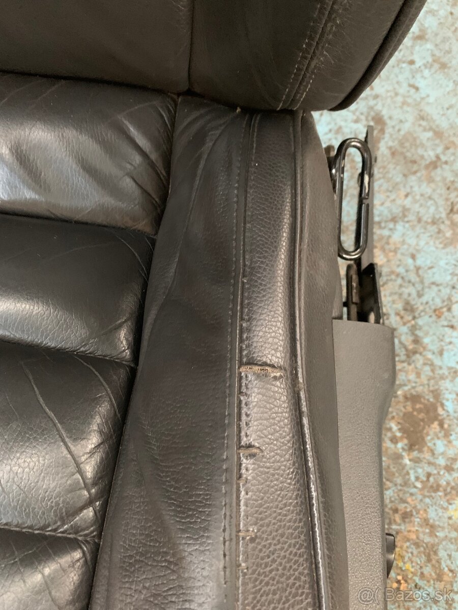 Sedadla Touareg 1 - 18