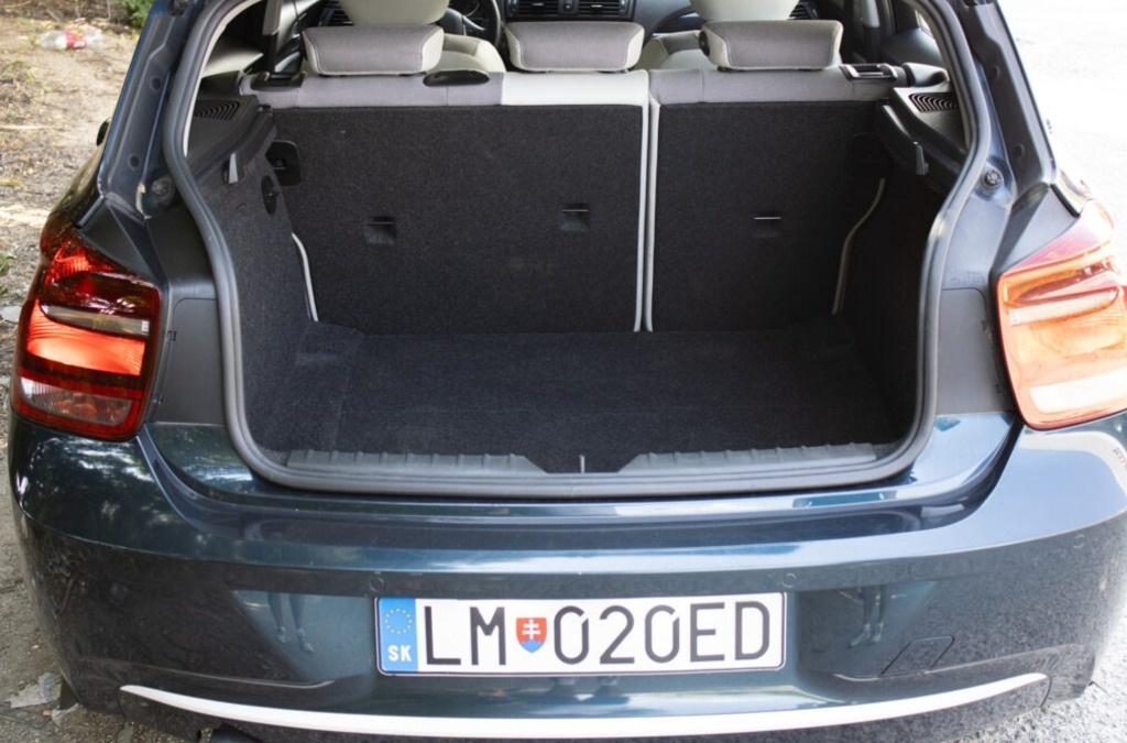 BMW 116i z roku 2011 - 18