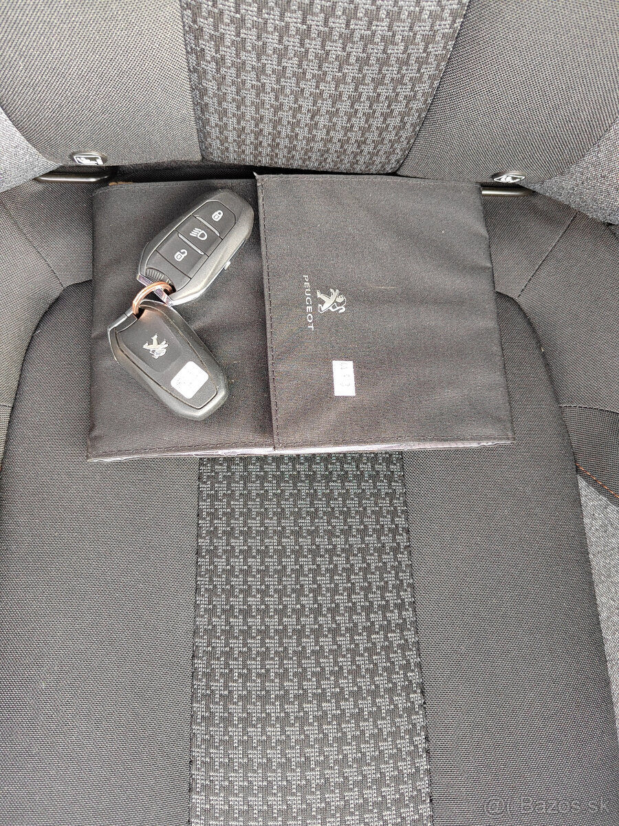 Peugeot 3008 1.5 BlueHDi S S Active E6d-ISC EAT8 - 18