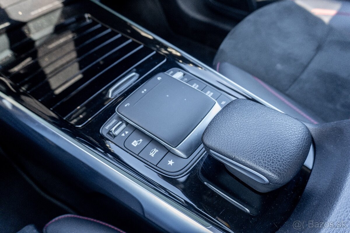 Mercedes GLB 200 4Matic AMG Line - 18