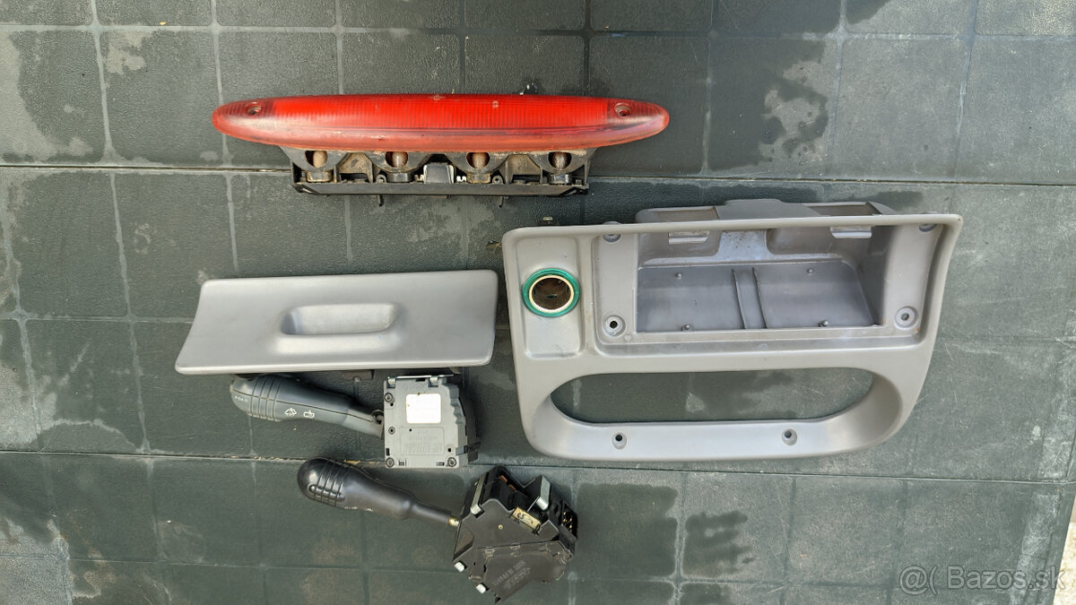 Renault Twingo 1 - 18