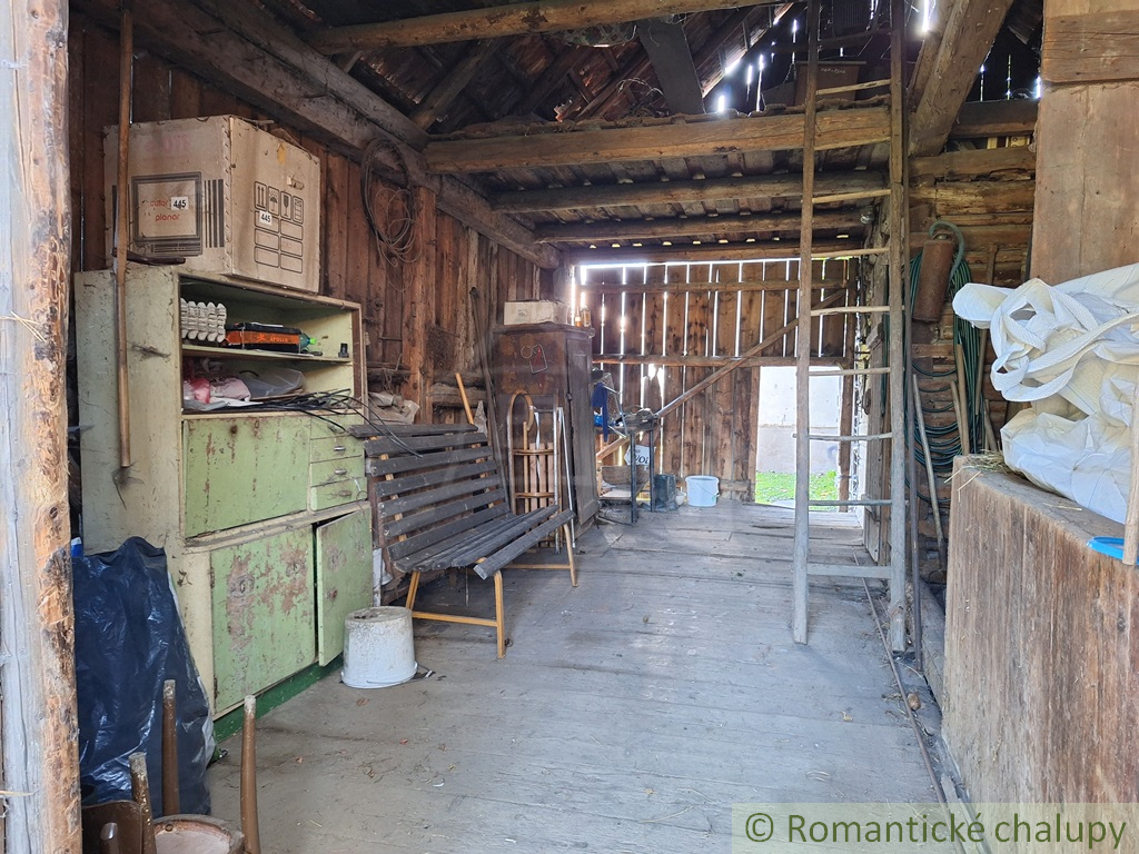 Drevenica medzi Liptovským Mikulášom a Liptovským Hrádkom. - 18