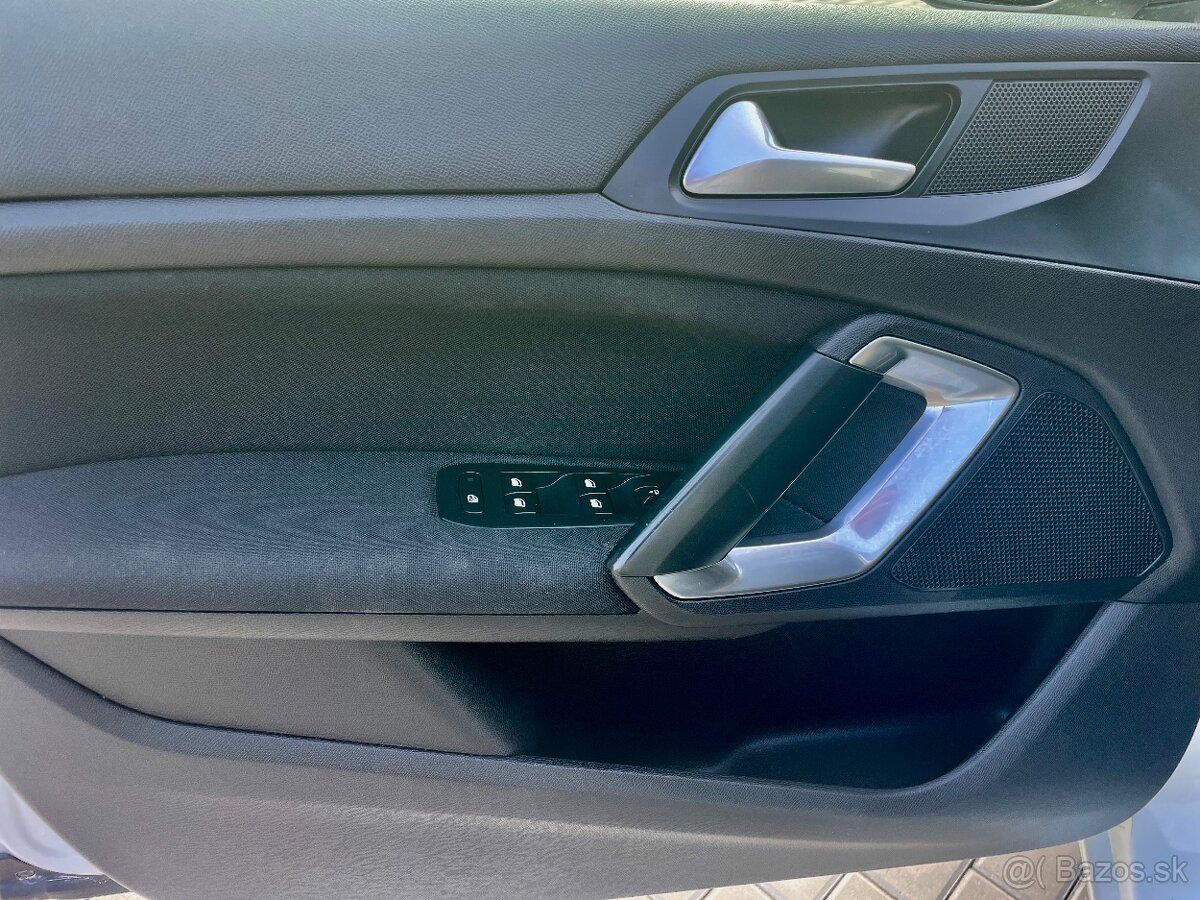 Peugeot 308 1.6 HDi - 18