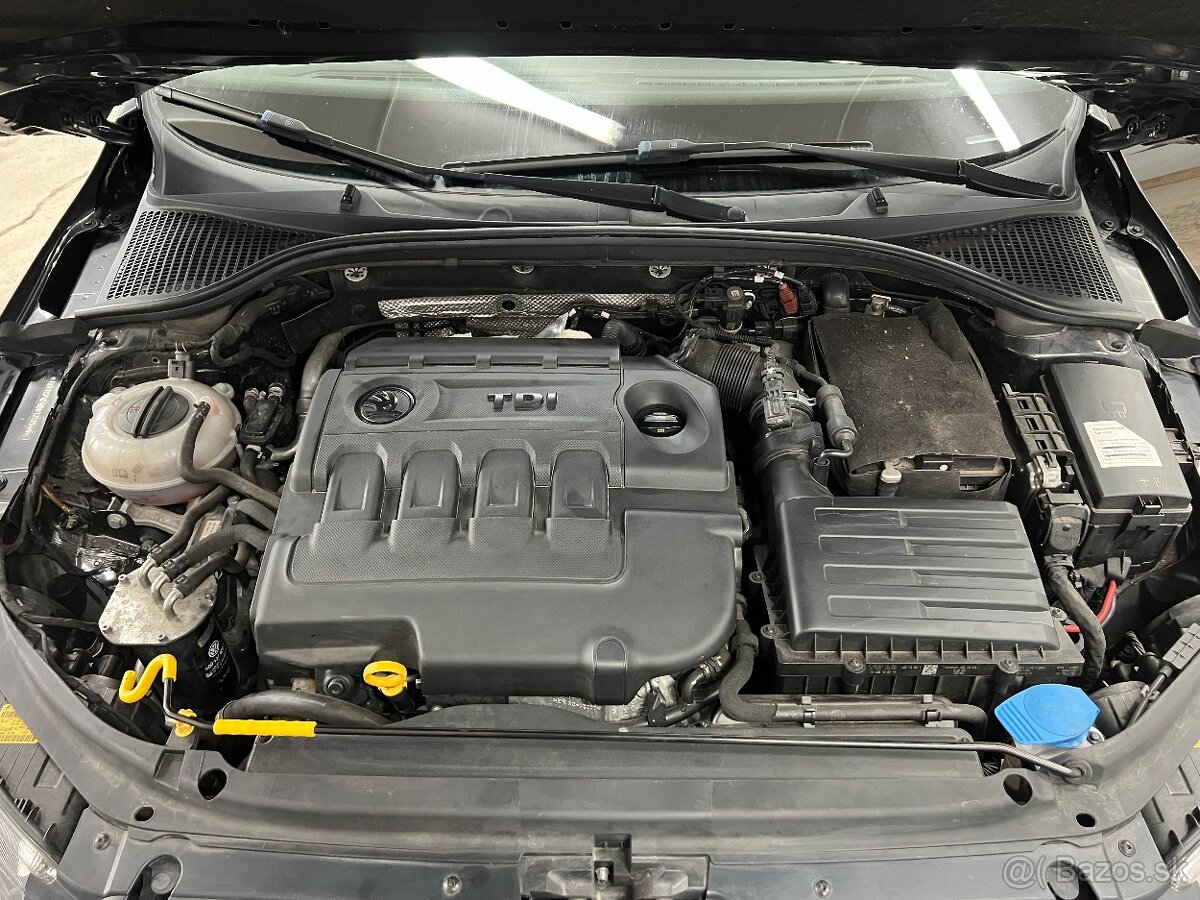 Škoda Octavia Kombi 1.6TDi TAŘNÉ ZAŘÍZENÍ NAVI ZIMNÍ ALU - 18