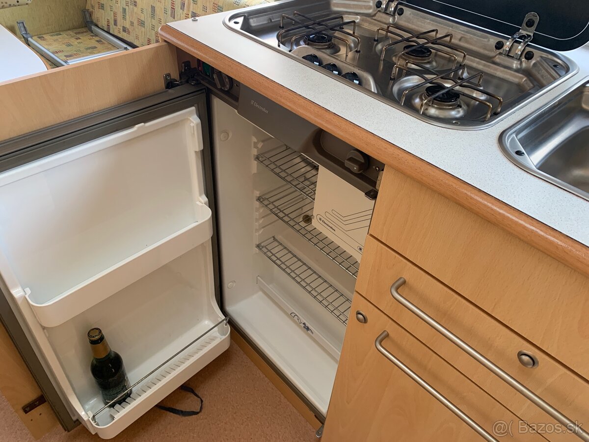 Predám karavan / obytný prives Chateau - 18