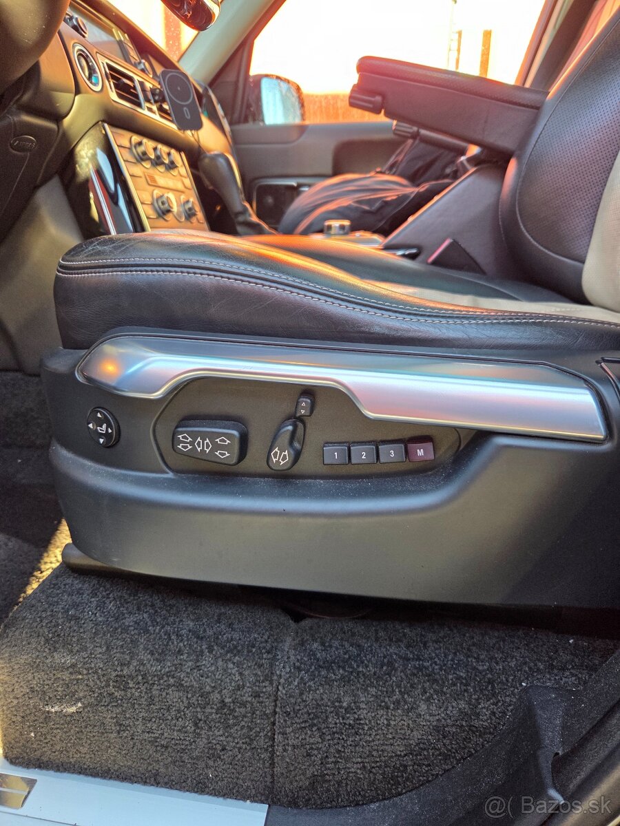 Range Rover 5.0 V8 Autobiography (2010) - 18