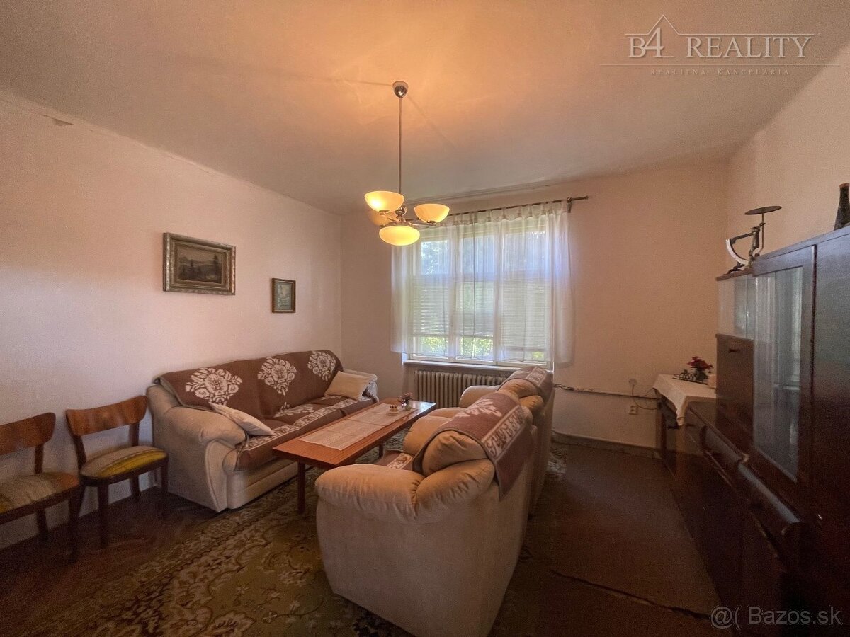 Rodinný dom so slnečným pozemkom 1856 m2, Svinná - 18