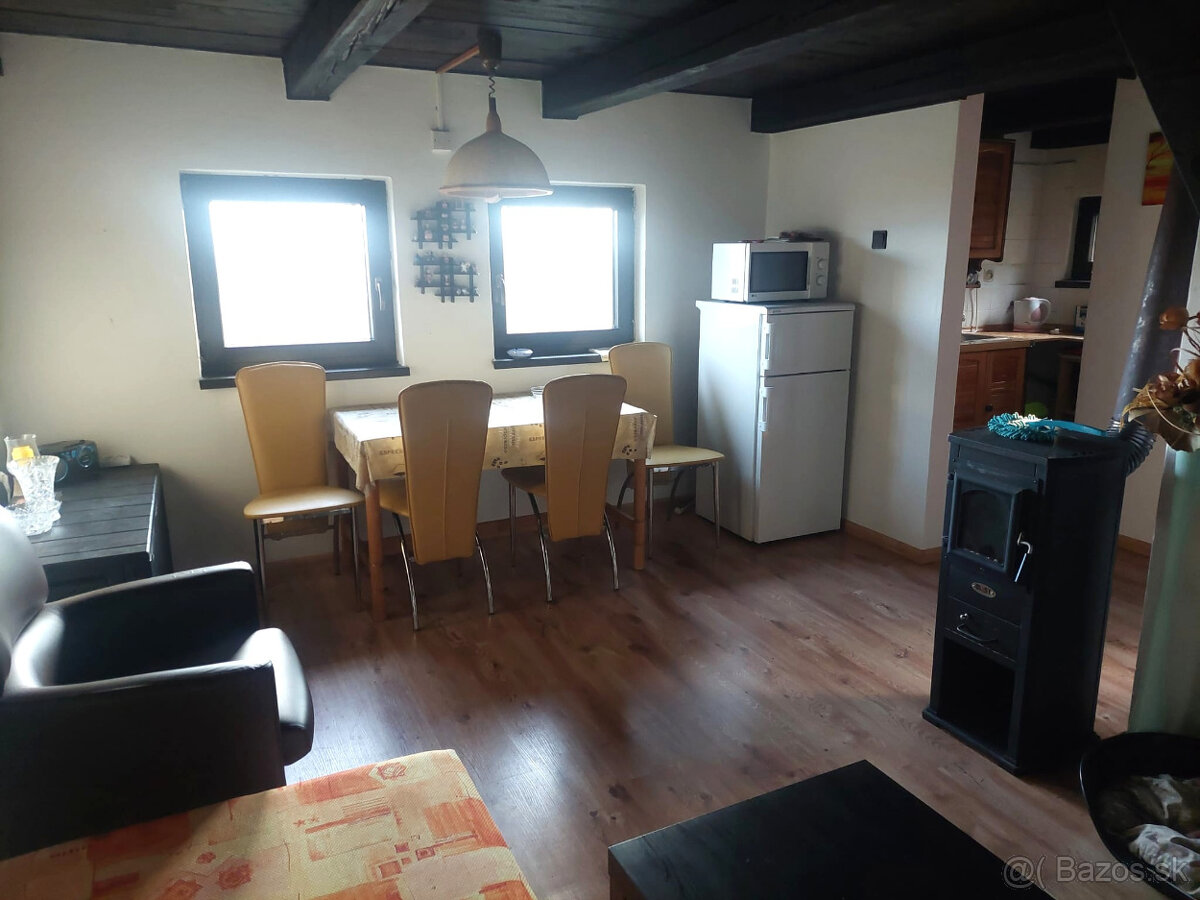 PREDAJ ZÁHRADNEJ CHATY TEPLIČKA NAD VÁHOM - 18