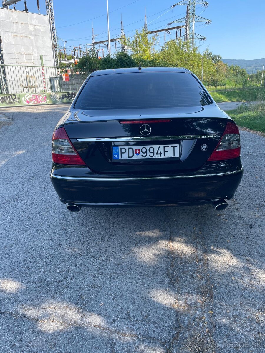 Mercedes Benz E320 CDI 4 MATIC - 18