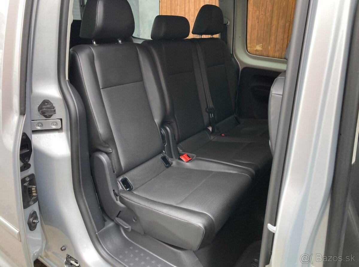 VOLKSWAGEN CADDY MAXI 2,0TDi DSG 7míst HIGHLINE - 18