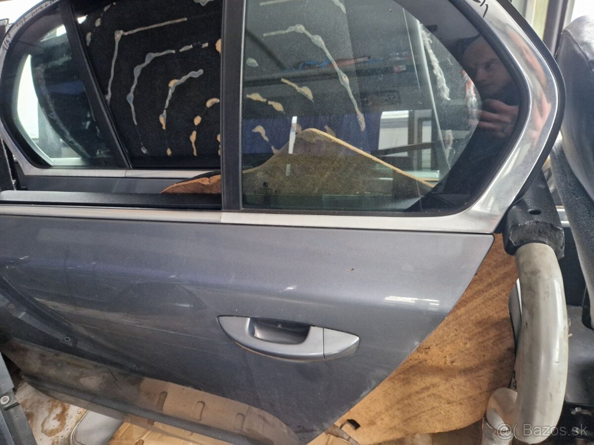 Dvere Škoda Superb 2 - 18
