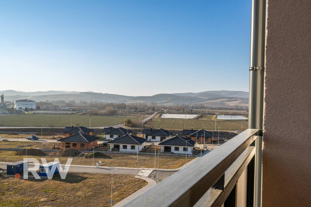 V ŠTANDARDE - 2izb. BYT + loggia 50,37 m2 a viac - REZIDENCI - 18