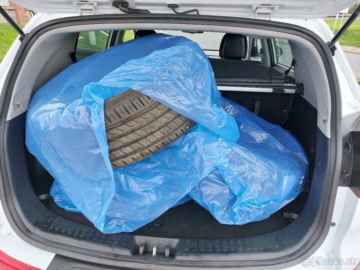 Kia Sportage 2.0 CRDi 4WD Gold - 18