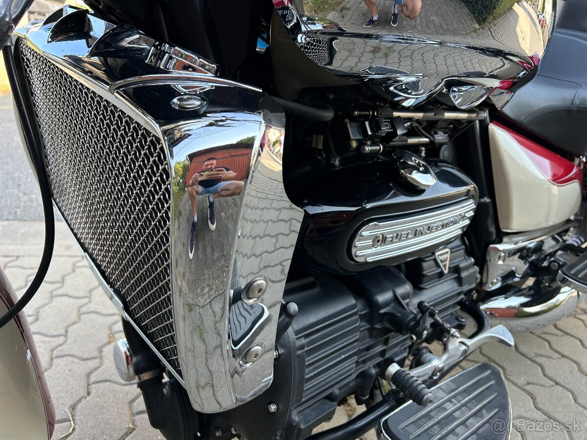 Triumph Rocket III, Touring 2.3i - 18