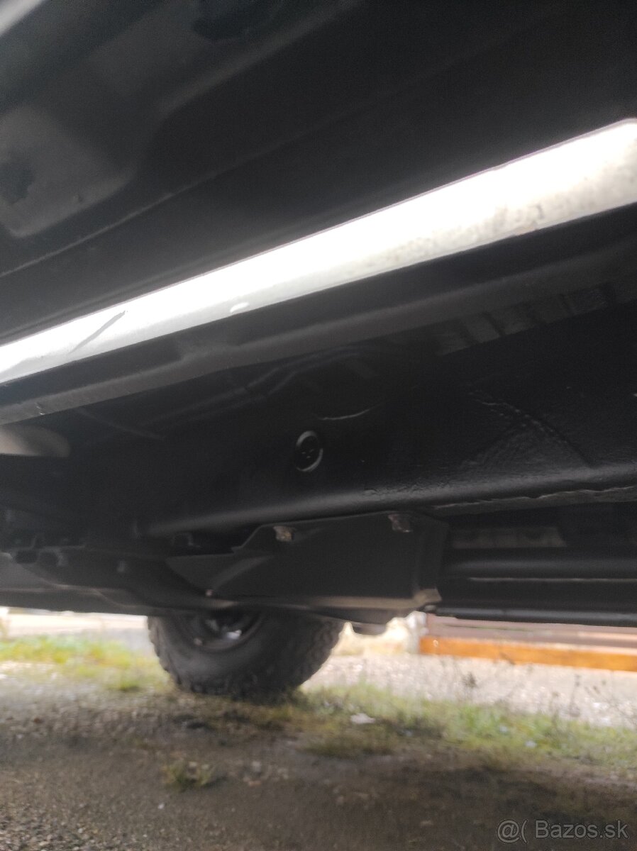 Mitsubishi Pajero Sport 2,5 85kw, r.v.2002 - 18