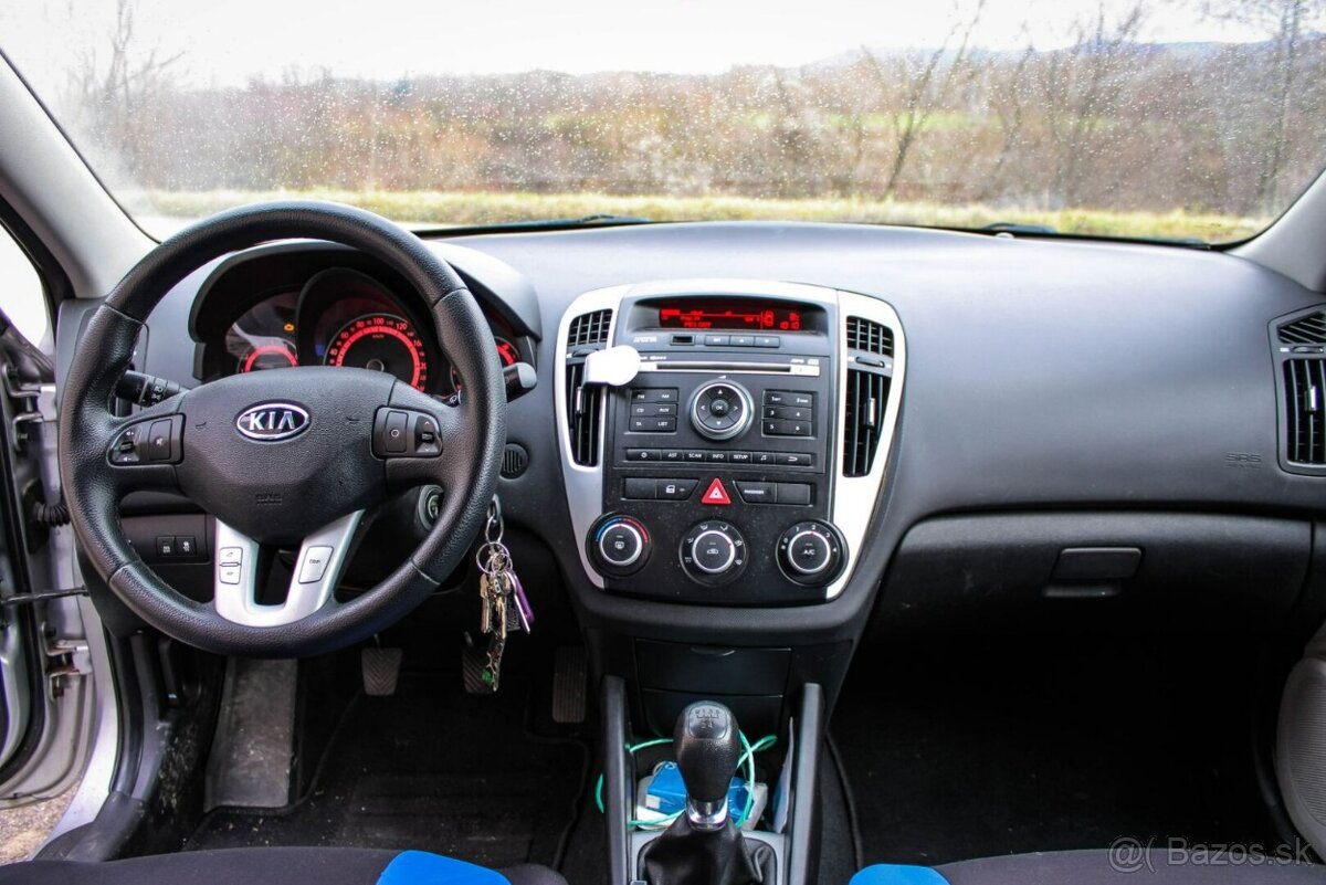 Kia Cee´d SW 1.4 CVVT 16V LX - 18