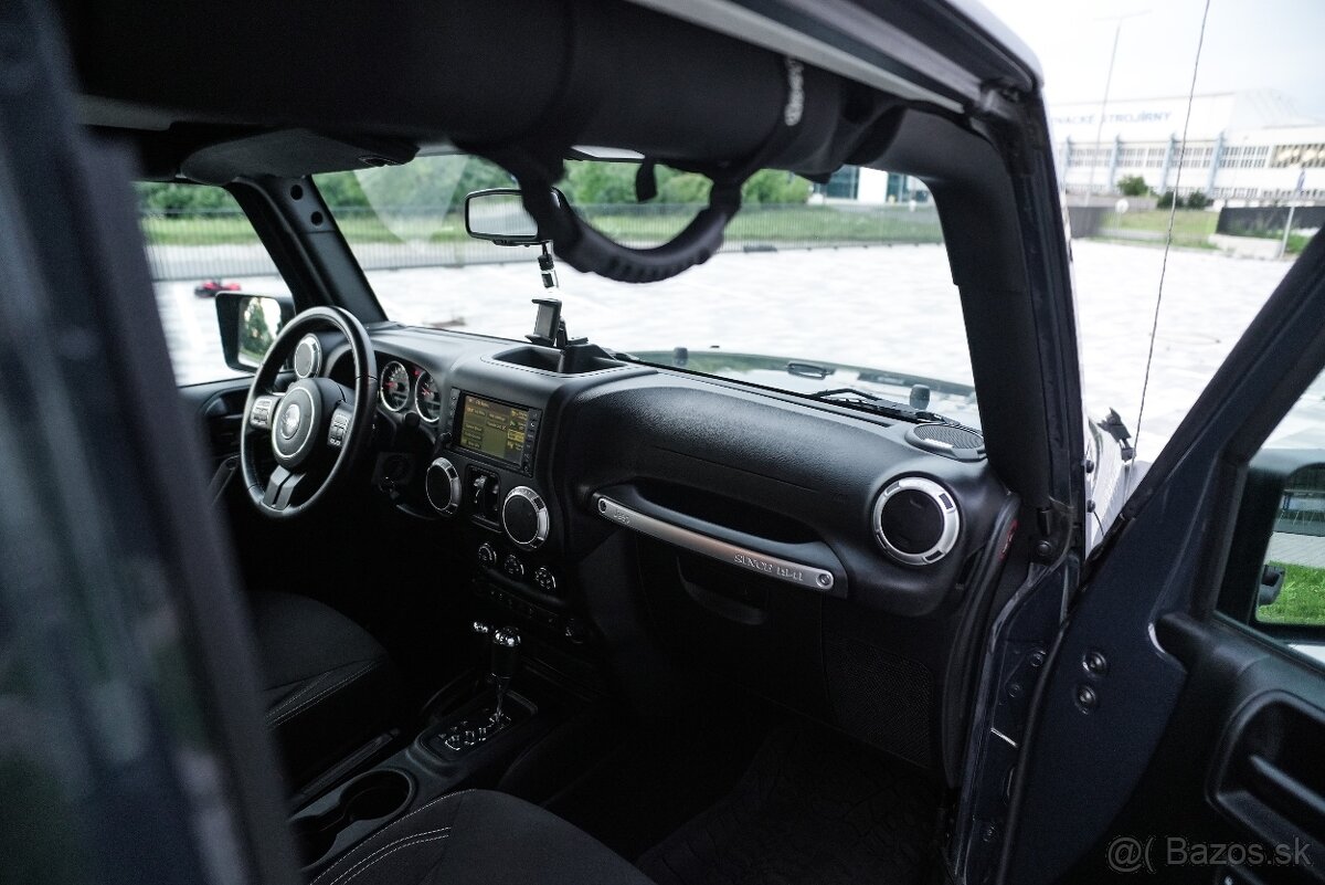 Jeep Wrangler 3.6L 4x4 EU - 18