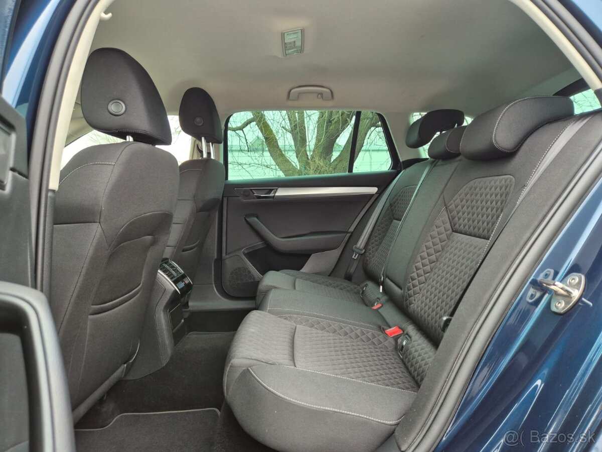 Škoda Superb Combi facelift 2.0 TDI DSG - 18