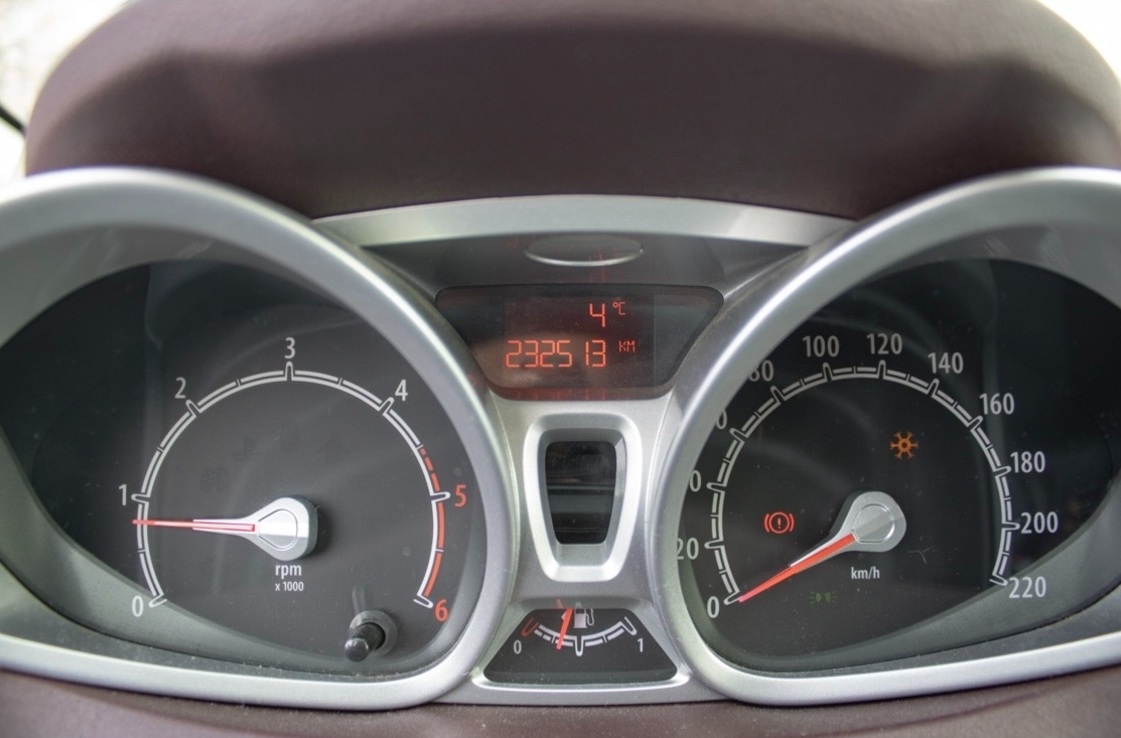 Ford Fiesta 1.6 TDCi 70 kW - 18