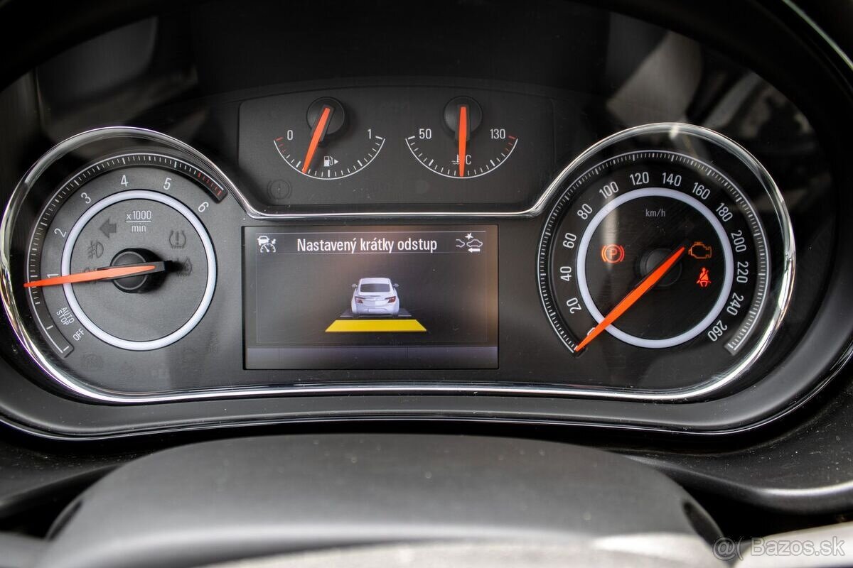 Opel Insignia 2.0 CDTI / 125kW / M6 / 2015 - 18