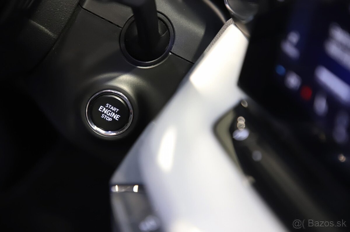 Škoda Octavia 4 iV Combi Style 1.4 TSI 150kW DSG automat - 18