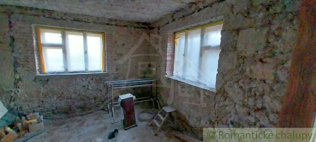 VÝRAZNE ZNÍŽENÁ CENA - Gazdovský dvor v príjemnom prostred - 18