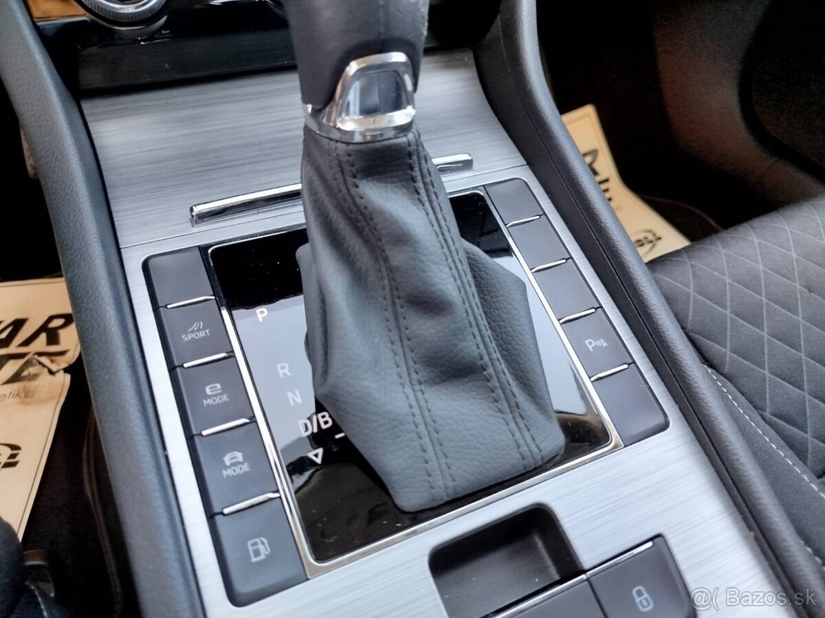 Škoda Superb Combi Business 1.4 TSI PHEV 218K - 18