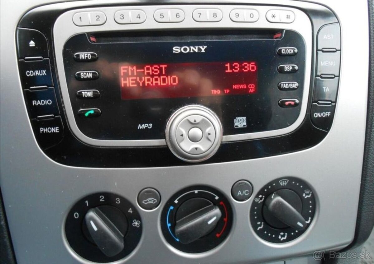 Ford Focus 1,6 74 kW KLIMA Serviska benzín - 18