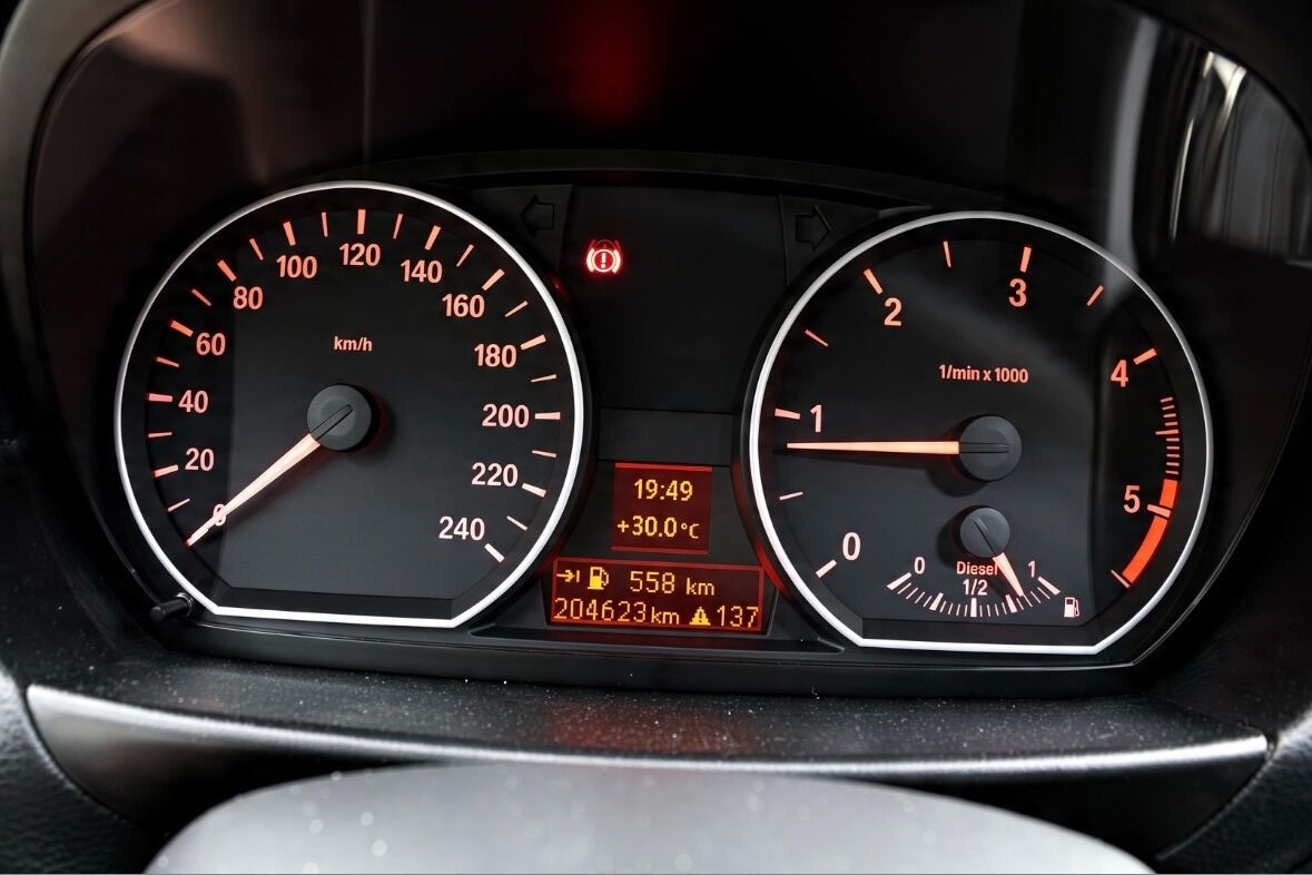 BMW e87 116d 85kw, MT/6, rv. 2011, aj na splátky - 18