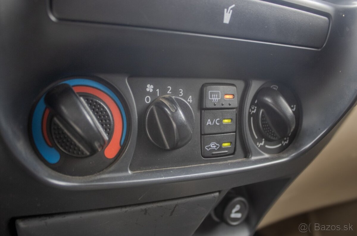 Nissan Terrano II 2.7 tdi Sport - 18