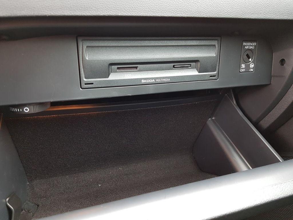 Škoda Octavia Scout - 18